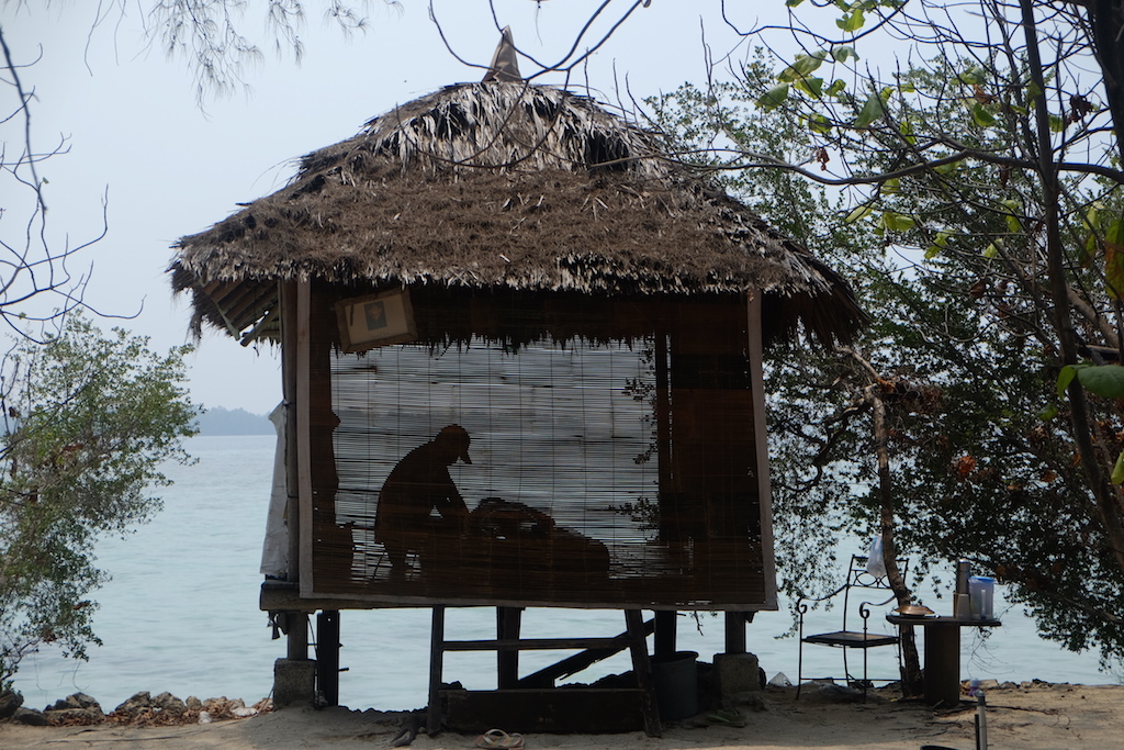 13 Hal Yang Bisa Dilakukan di Pulau Macan  backpackstory